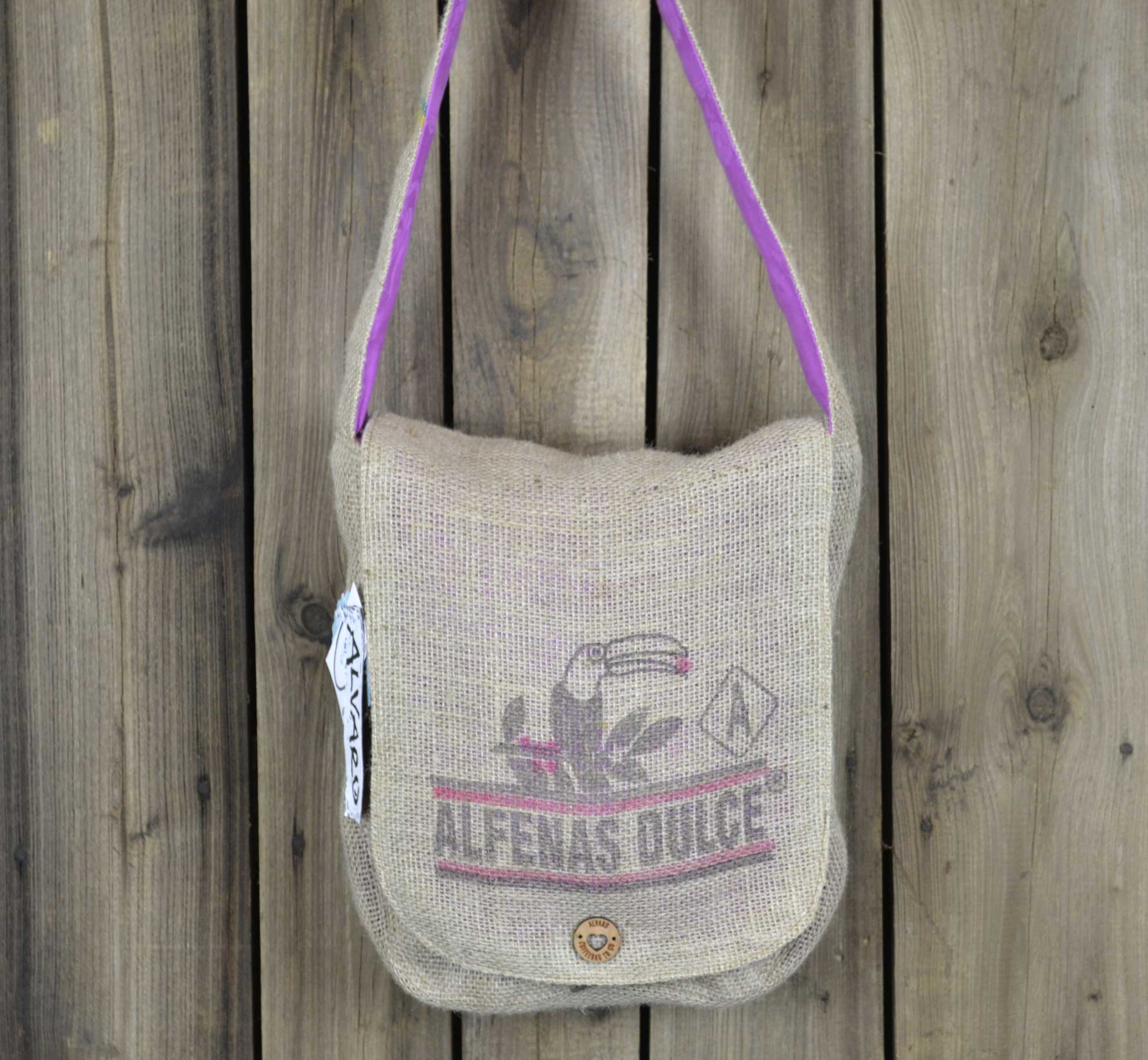 Umhängetasche aus Kaffeesäcken