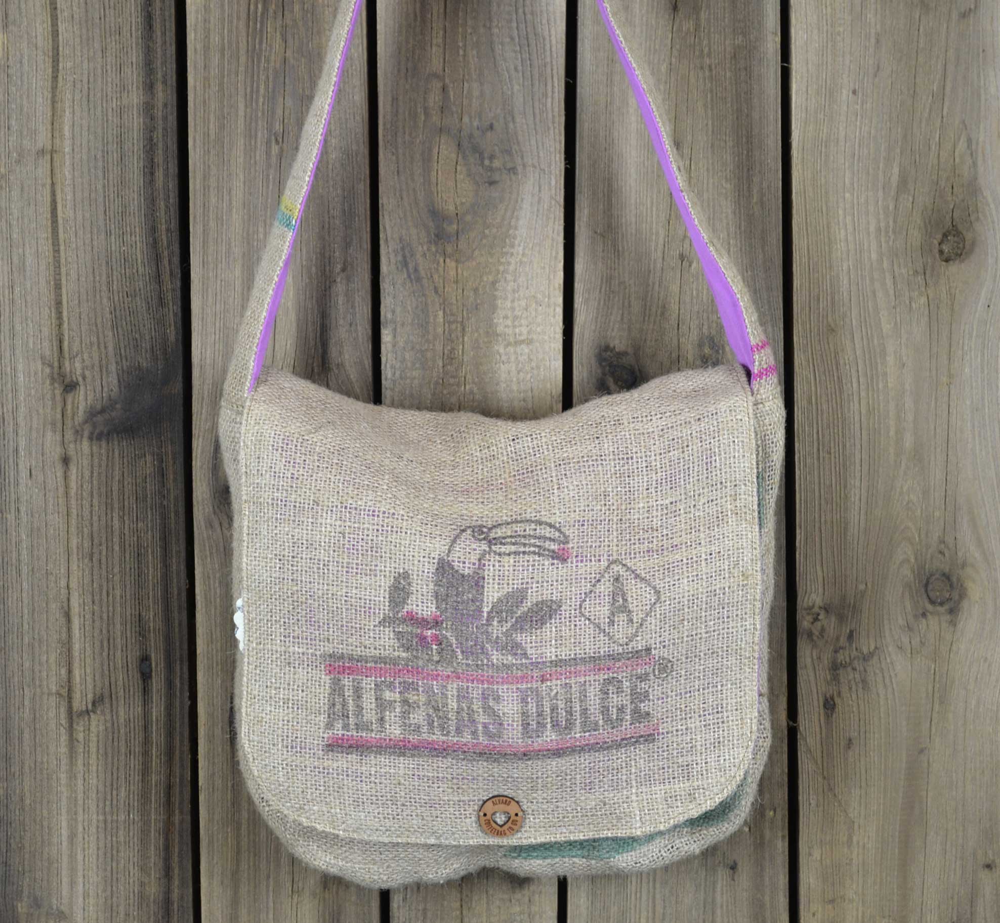 Umhängetasche aus Kaffeesäcken